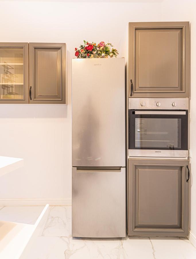 The Artist - Ultracentral Designer Apartment Bucarest Esterno foto