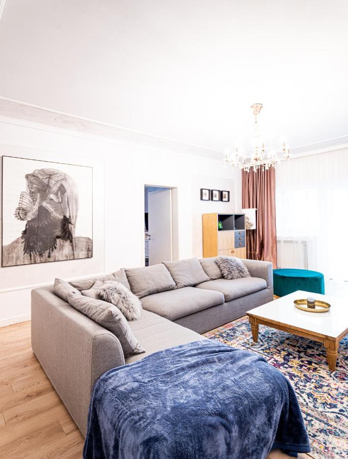 The Artist - Ultracentral Designer Apartment Bucarest Esterno foto